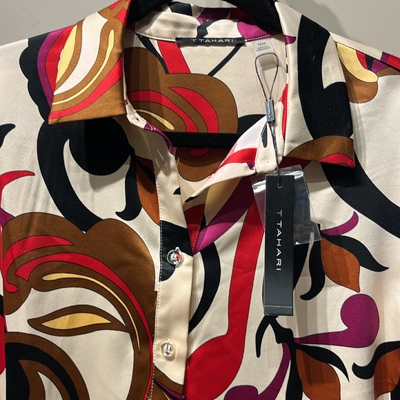 T TAHARI Oversized Blouse, Mixed Print, Long Sleeve, Clear Buttons, Size Medium - Picture 11 of 12